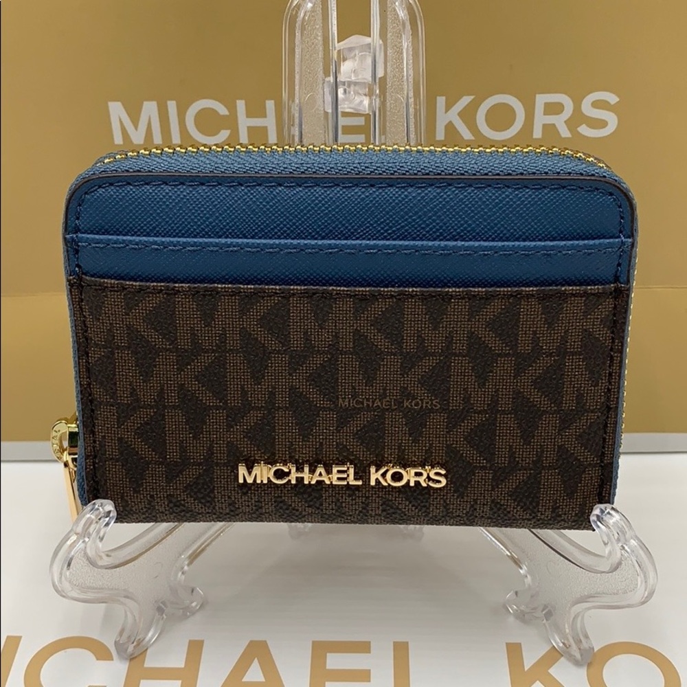 MICHAEL KORS JET SET TRAVEL MD ZA CARD CASE - Picture 2 of 16